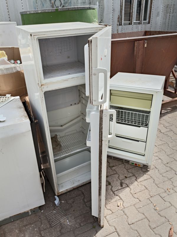 Refrigerator Disposal Service